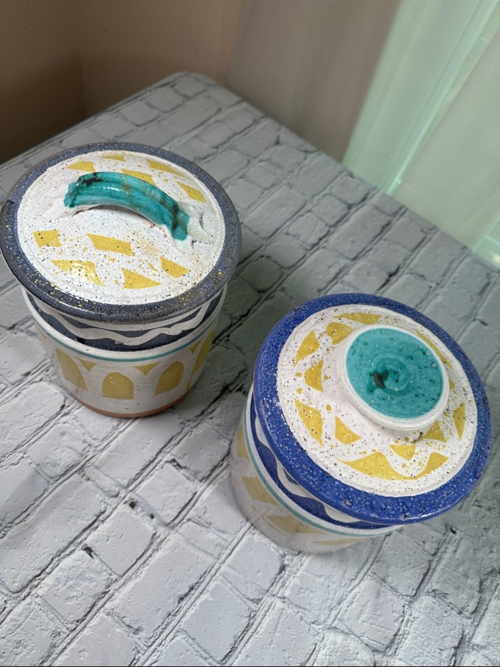 2 Navajo Southwestern Pottery Canisters Handmade 9-10” turquoise yellow blue - Picture 15 of 16